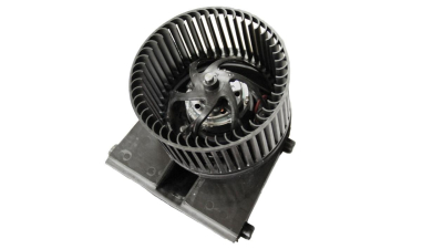 Ventilator habitaclu Seat CORDOBA 1999-2002, IBIZA (6K), 1999-2002, Leon 1M/1P; TOLEDO (1M), 1999-2005, Skoda Fabia 1;Octavia 1, Octavia 2 1Z; Vw NEW BEETLE, Bora Golf 3; Golf 4, Golf 5; JETTA, 2005-2010, Lupo Audi A3 1996-2003; TT, 2 pini, 140W; 147mm