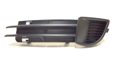 Grila bara fata Audi A3 (8P), 09.2004-04.2008 Model cu 5Usi , Stanga, 8P4807681A, 133127-5 fara locas pentru proiectoare