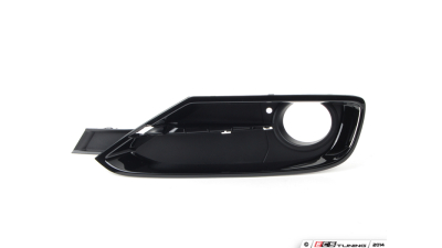 Grila bara fata Bmw Seria 3 (F30/31/F80), 01.2012-, Model Sport Line ; partea Stanga interior, cu locas pentru proiectoare 51117300737, 20D12711 Model SPORT