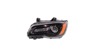 Far CHRYSLER 300, 04.2011-2014, partea Stanga, Taiwan, cu 'lumina timp de zi' tip LED; Tip=USA; HiR2+PSY24W; manual; negru; halogen