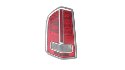 Stop, lampa spate CHRYSLER 300, 04.2011-2012, Taiwan, partea stanga, Tip=USA; tip bec LED+W21W; rama argintie; cu cabluri; Omologare: SAE;