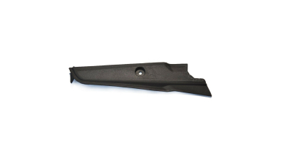 Grila parbriz FIAT LINEA (323), 06.2007-05.2013; LINEA (323), 05.2013-; PUNTO GRANDE (199) 09.2005-02.2012; PUNTO EVO (199), 09.2009-; PUNTO (199), 02.2012-, fata, partea stanga,