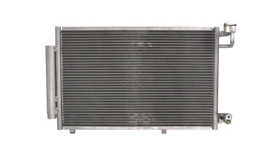 Condensator climatizare Ford Fiesta (JA8), 10.2008-06.2011, motor 1.25, 44kw/60 kw; 1.6, 88 kw/99kw benzina, cutie manuala, full aluminiu brazat, 615(575)x383(350)x16 mm, cu uscator si filtru integrat