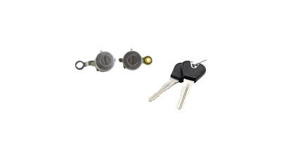 Set yale inchidere Mazda 323 (Bh), 1994-1997, cu chei, cu 2 butuci blocare usa, stanga/dreapta, fata, BC5A-76-210A/220A,