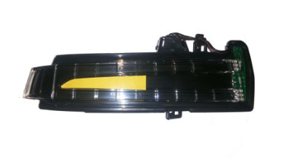 Lampa semnalizare oglinda Mercedes Clasa A W176 2012-, Clasa B W246 2011-; Clasa C W204 2004-2014; Clasa CLA C117 2013-; Clasa E (W212/C207) 09.2009-2016,; Clasa GL X166 2012-, Clasa GLK X204 2012-; partea Dreapta, cu LED, View Max