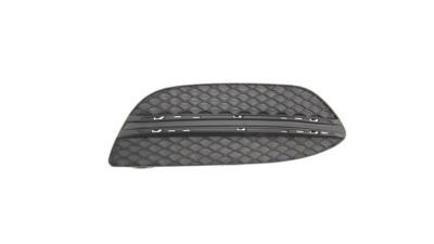 Grila bara fata MERCEDES Clasa C (W205), 01.2014-, fata, partea dreapta, cromat/negru