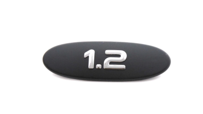 Monograma 1.2 pentru Renault Clio 2 1998-2000, Originala, emblema laterala stanga, sigla 7700424267