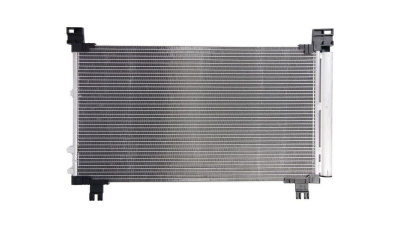 Condensator climatizare Lexus IS250/IS300h; IS 3 (GSE3_, AVE3_), 04.2013-, motor 2.5 V6, 153 kw; 3.5 V6, 228 kw benzina, cutie automata, full aluminiu brazat, 680(645)x375(358)x16 mm, cu uscator si filtru integrat