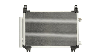 Condensator climatizare Toyota Yaris (XP90), 01.2006-2011, motor 1.4 D-4D, 66 kw diesel, cutie manuala/CVT, full aluminiu brazat, 525(480)x335(315)x16 mm, cu uscator si filtru integrat