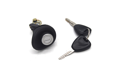 Butuc Capota Spate Cu Cheie - Dacia Logan 2006-2012, Logan 1 2012-, Sandero 2008-2012, Sandero 2 2012-; Renault Twingo ; Yala Portbagaj