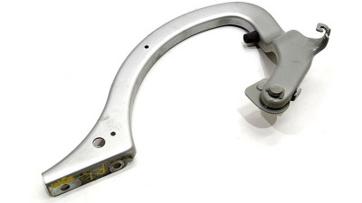 Balama Capota Portbagaj Stanga - O.E. Renault Clio 2 1998-2012 ; 8200800818