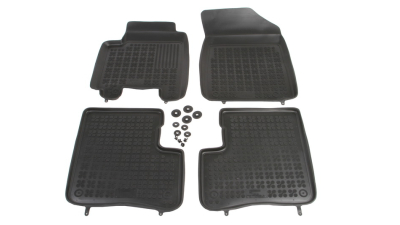 Set covorase auto din cauciuc YARIS (XP10), 04.1999-12.2005 5 usi, presuri tip tavita marca Rezaw Plast, negru; cu decupaj pentru stingator