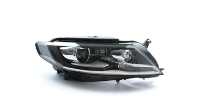 Far Dreapta Bi-Xenon Vw 3C8941040G