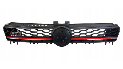 Grila radiator VW Golf 7 (5K), 10.2012-, cu dunga rosie si emblema GTI, 95C205-5, pentru model GTI cu faruri xenon, fara emblema VW