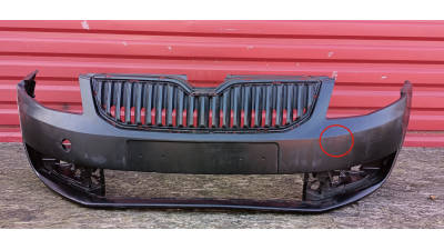 Bara fata Skoda Octavia 3 (5E), 01.2013-05.2017, trebuie vopsita, cu grila, 5E0807217 (fara gauri pentru spalator faruri), ZGARIATA VEZI POZE