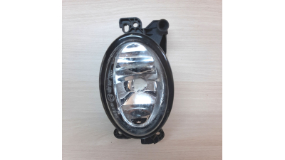 Proiector ceata Mercedes Clasa A (W169), Clasa C (W204), Clasa CLC (Cl203), Clk (C209), Clasa E (W211), Clasa G (W463), Clasa GL (X164), Clasa M (W164), Clasa R (W251, V251), Sl (R230) Tyc 190635019, parte montare : Dreapta DETERIORAT