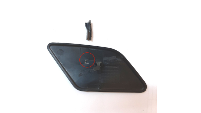 Capac spalator faruri Volvo S40/V50, 04.2007-05.2012, partea Stanga,  CLEMA RUPTA