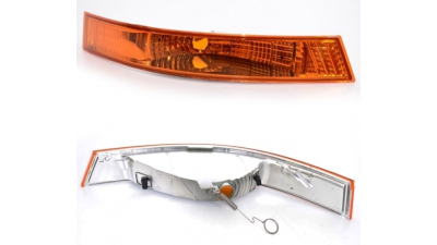 Lampa semnalizare NISSAN INTERSTAR 2002-2010; RENAULT MASTER II 10.2003-2010, Mascot 2005-, Semnalizator Fata partea Dreapta Galben, 8200163918,  piesa originala OE