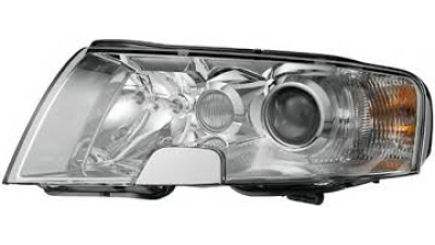 Far Skoda Superb 02.2002-06.2008 HELLA partea Stanga cu tip bec H3+H3+H7