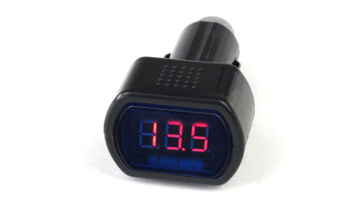 Tester voltaj pentru baterii Automax 12V/24V cu conectare la priza tip bricheta a masinii